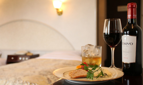 ルームサービス